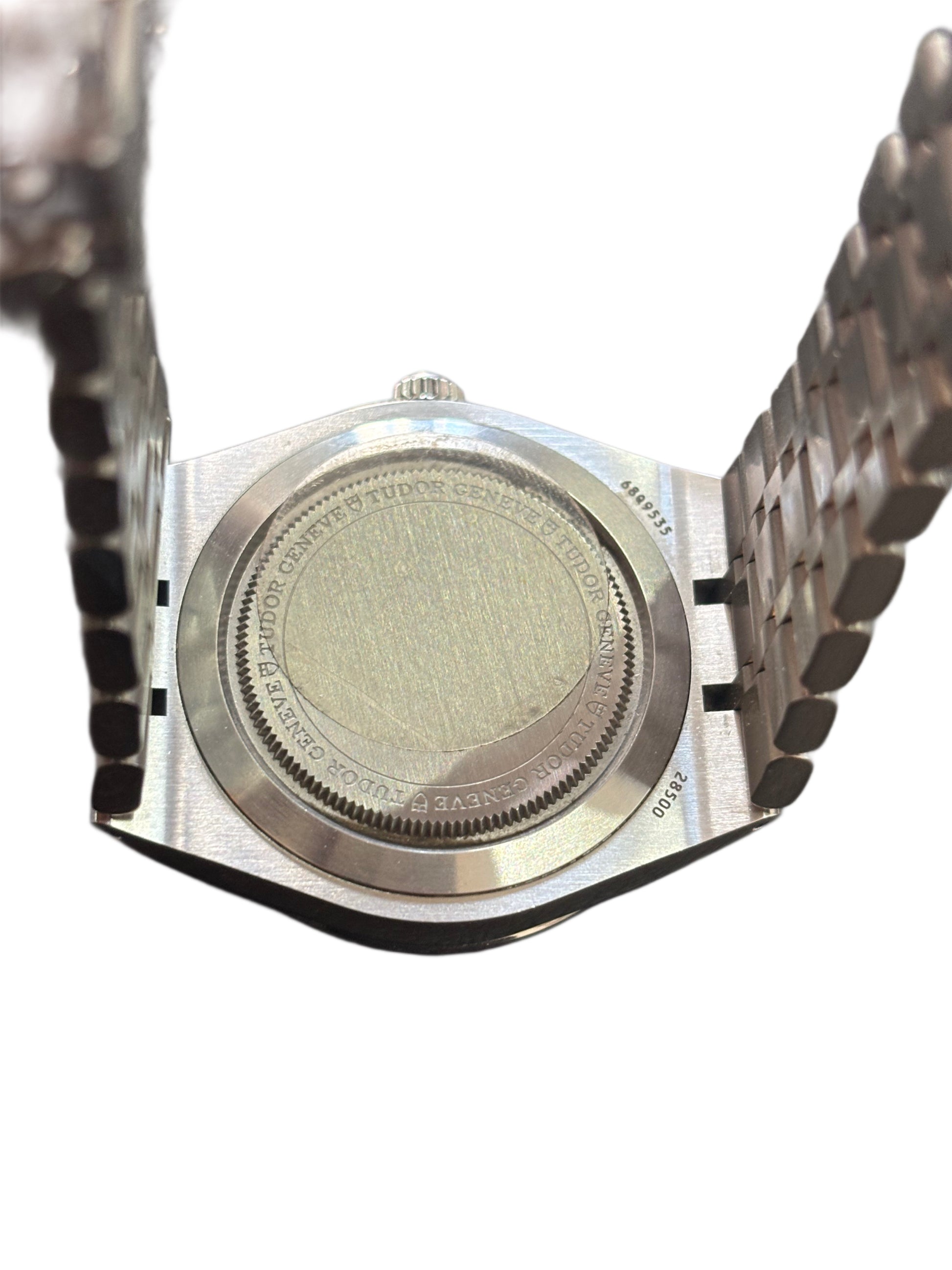 Tudor Royal full set under warranty (2028) NOS condition